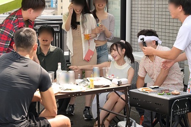 【无码破解版】简单温馨聚会，美人的醉态却勾起男人们的欲望 桃乃木香奈四月作品破解