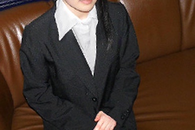 我今天要脱掉我的征兵服。野本裕子