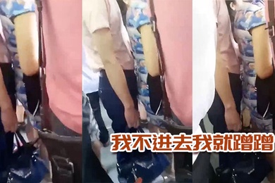 我不进.去我就蹭.蹭这女.的太.骚了男的不.动她自.己动